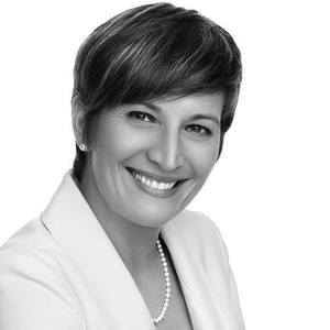 Meet your Posher, Leslie